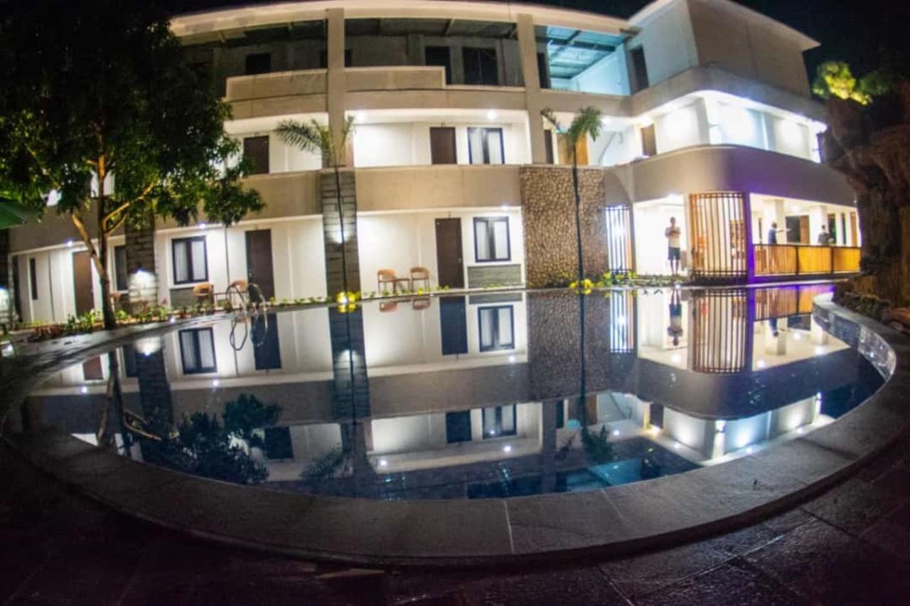 Long Beach Hotel Pangandaran Ngoại thất bức ảnh