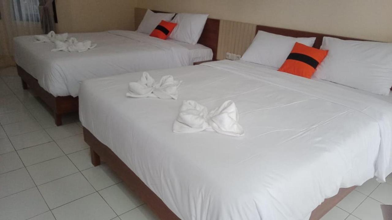 Long Beach Hotel Pangandaran Ngoại thất bức ảnh